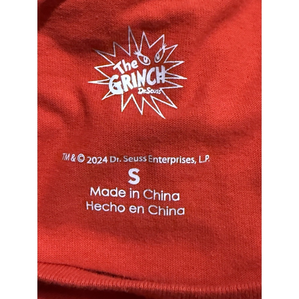 The Grinch How the Grinch Stole Christmas Red Graphic T Shirt Womens Small - Picture 6 of 8